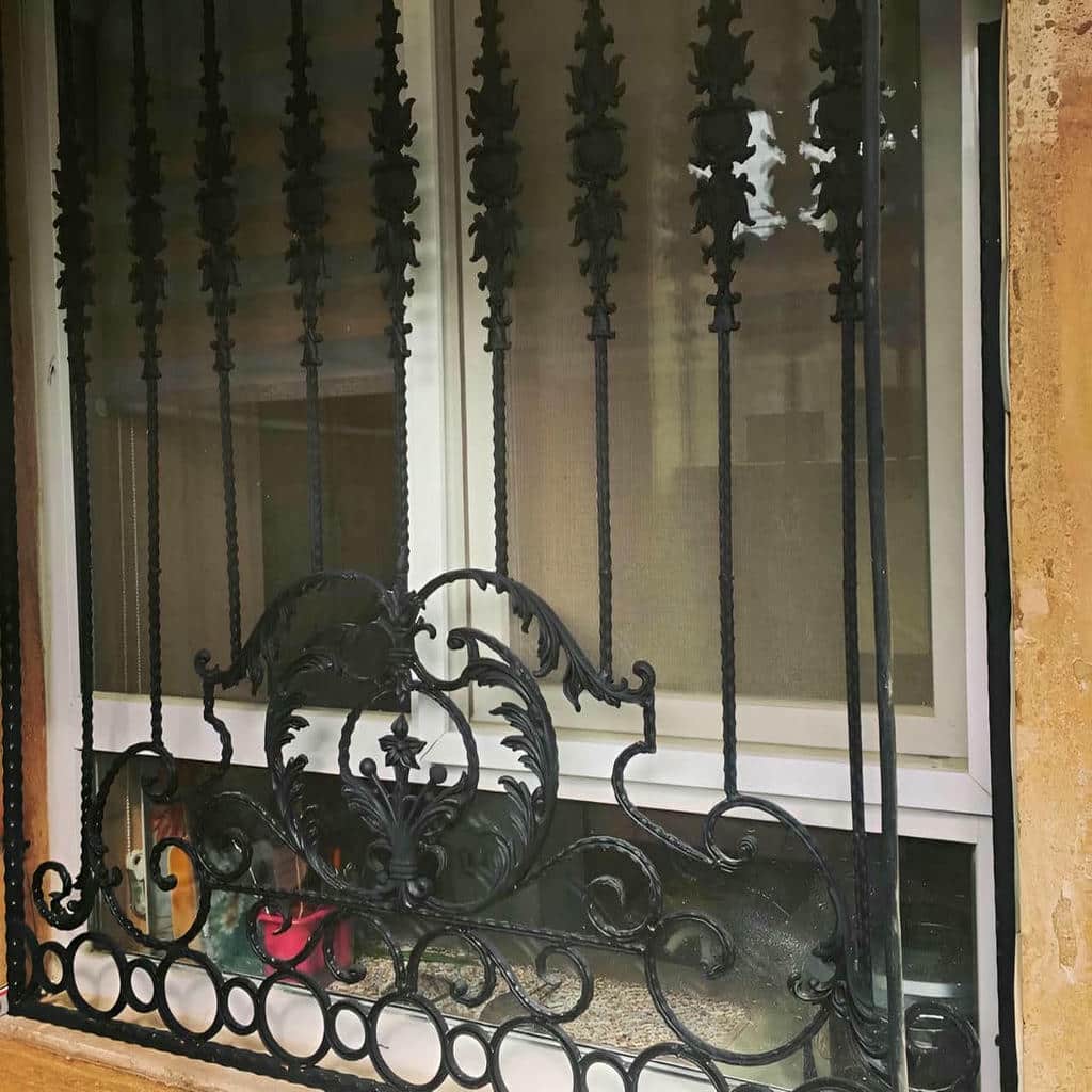 خرید حفاظ پنجره ساده در ایلام