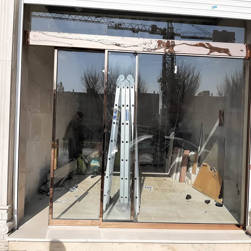 ساخت درب شیشه ای اتوماتیک با قفل برقی
