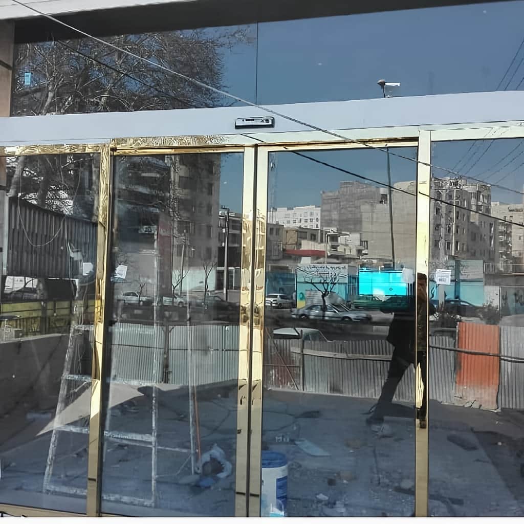 درب اتوماتیک شیشه ای منحنی با موتور پرقدرت