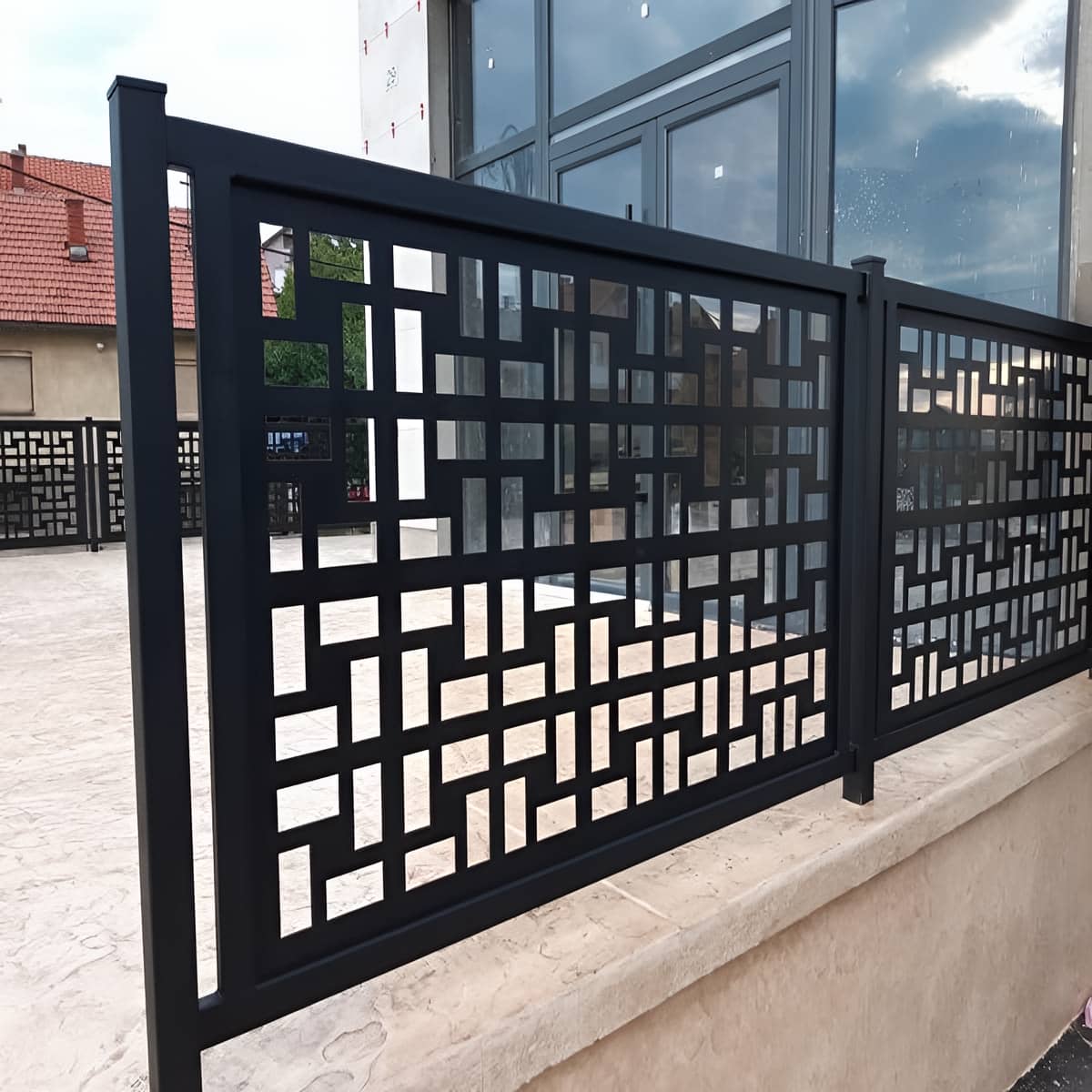 پنل نرده CNC دکوراتیو با یراق محکم برای بالکن