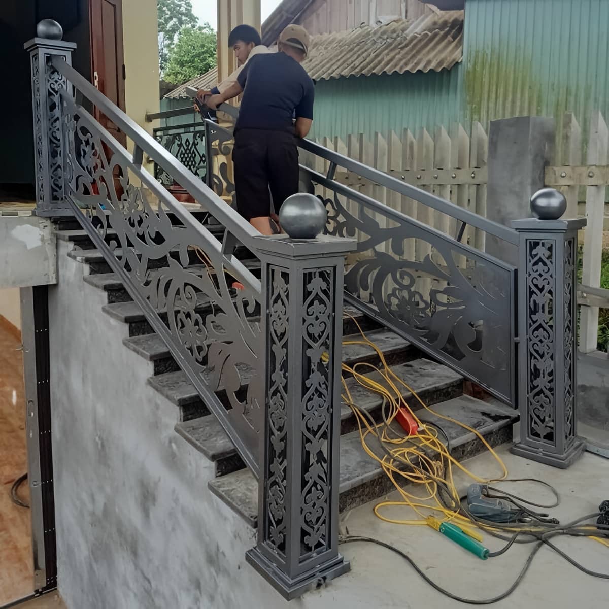 نرده CNC سفارشی اختصاصی با فایل برش دقیق