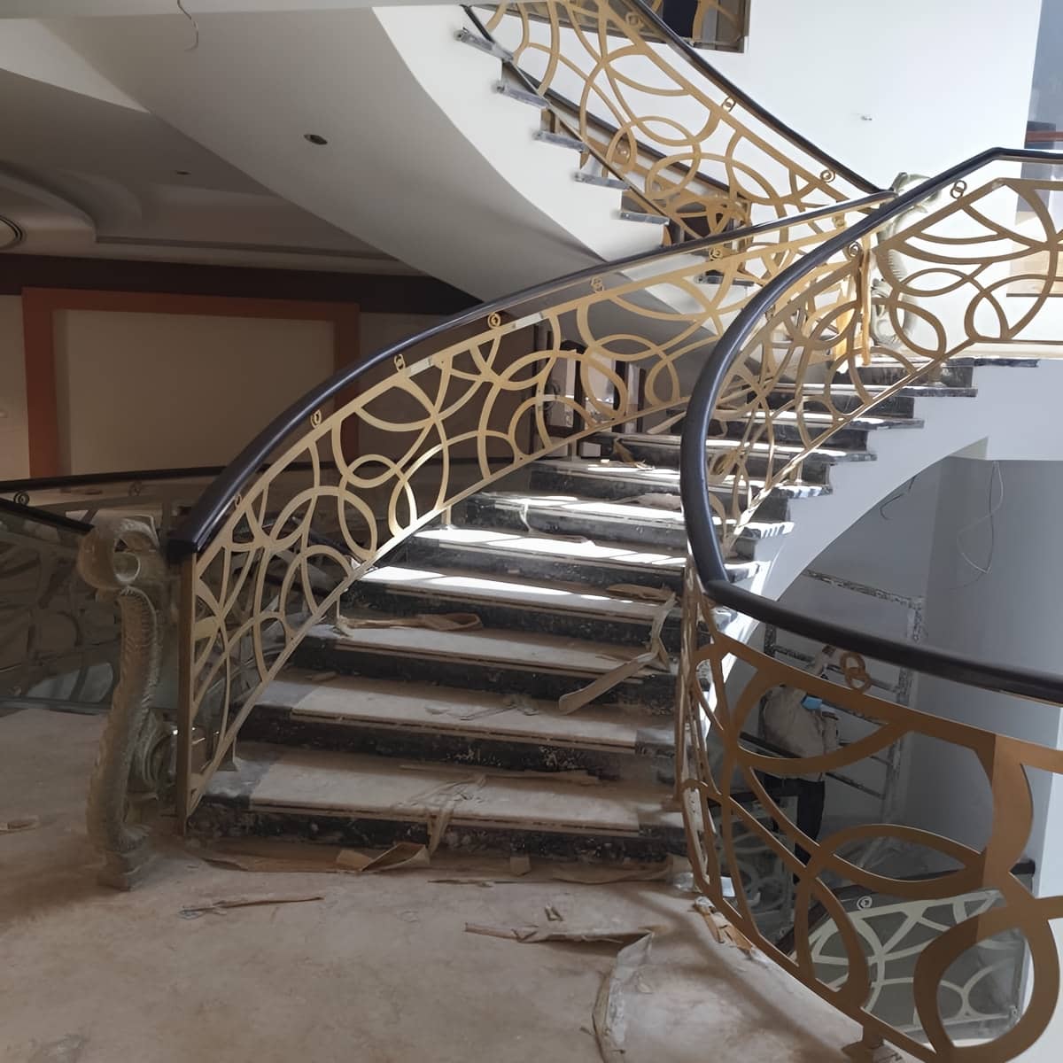 نرده CNC رنگ کوره ای بادوام با رنگ مات تمیز