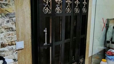 قفل امنیتی ضد سرقت روی درب آکاردئونی ورودی
