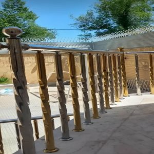 نرده استیل تراس با پایه محکم روی کف