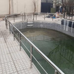 هندریل استیل دیواری با لوله براق و خوش دست