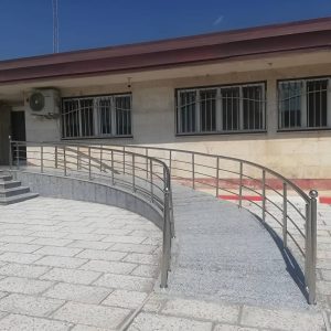 نرده استیل 304 ضدزنگ با لوله صیقلی مقاوم