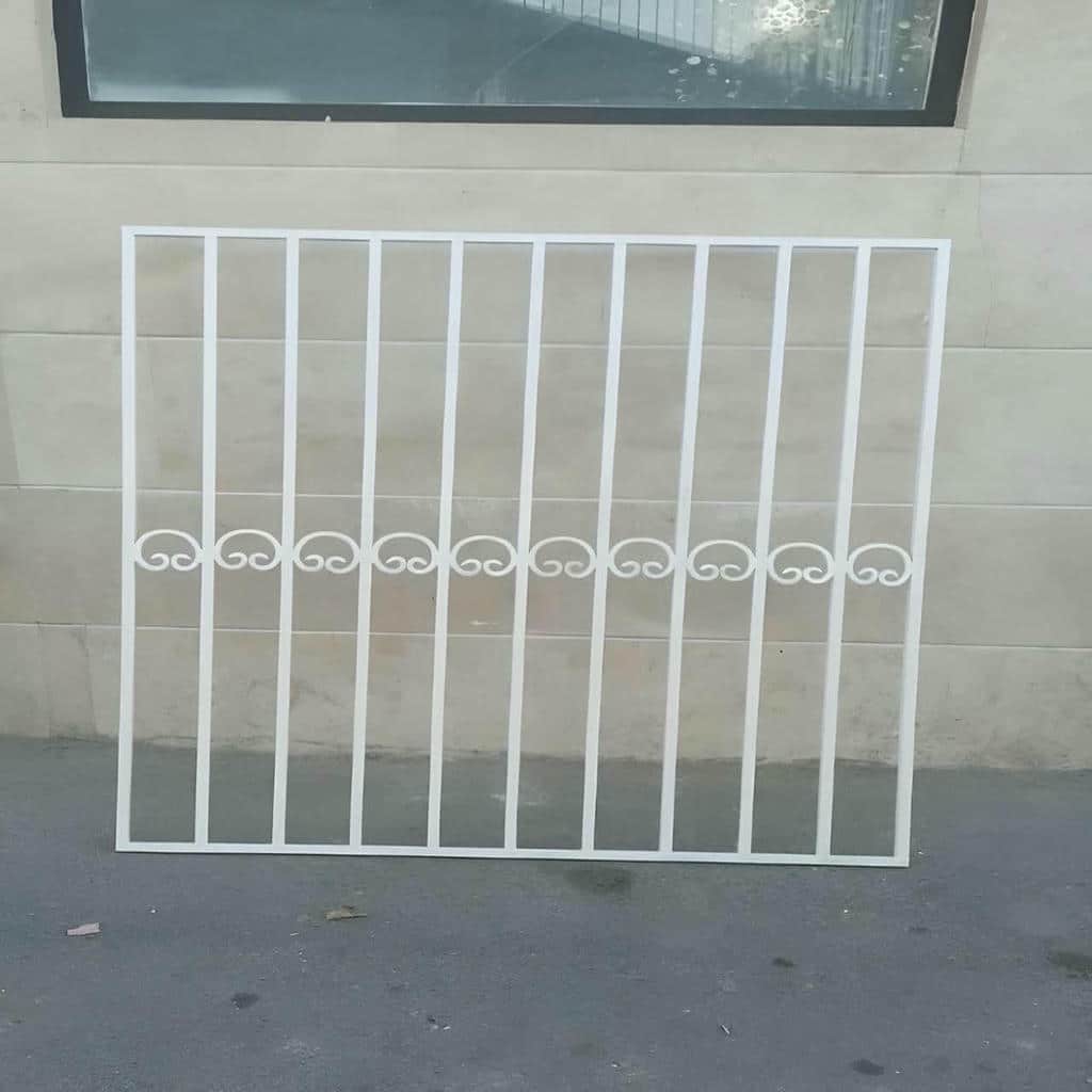 حفاظ پنجره بالکن تراس فرفورژه برای نمای کلاسیک
