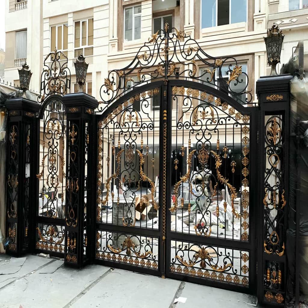 تولید درب ویلایی برش لیزری طرح هندسی با پروفیل تقویتی