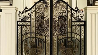 13 نمونه درب حیاط مشکی طلایی