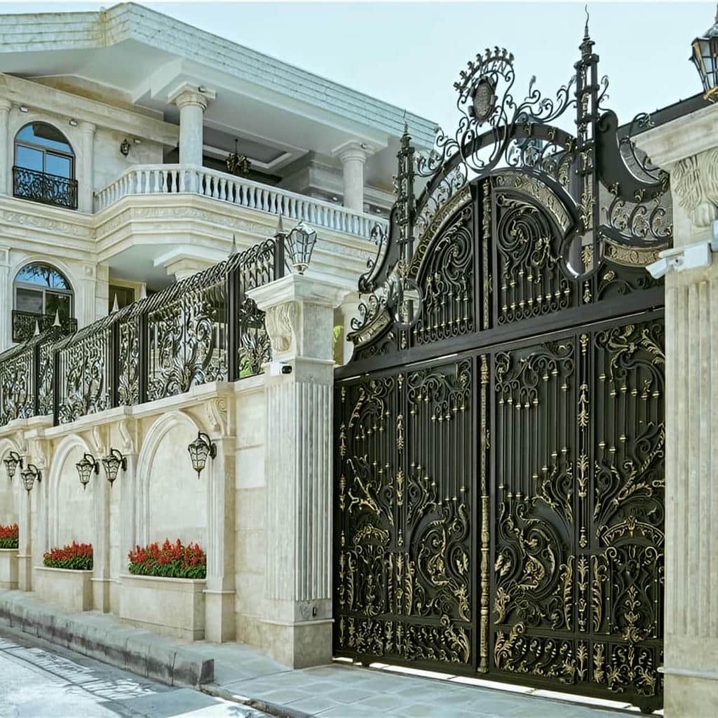 نصب درب باغ آهنی قوسی برای ورودی باغ