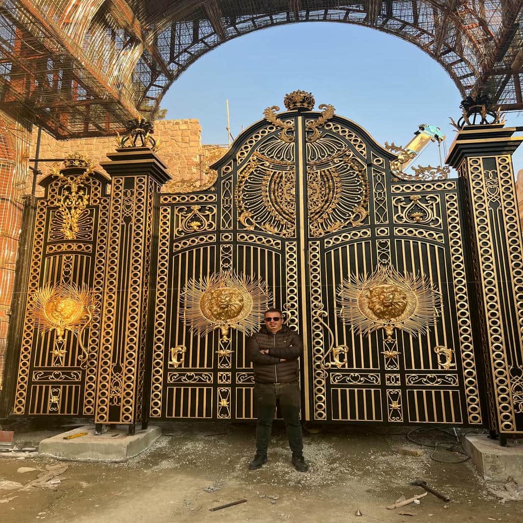 ساخت درب فلزی لاکچری نمای ویلا مدل دو لنگه