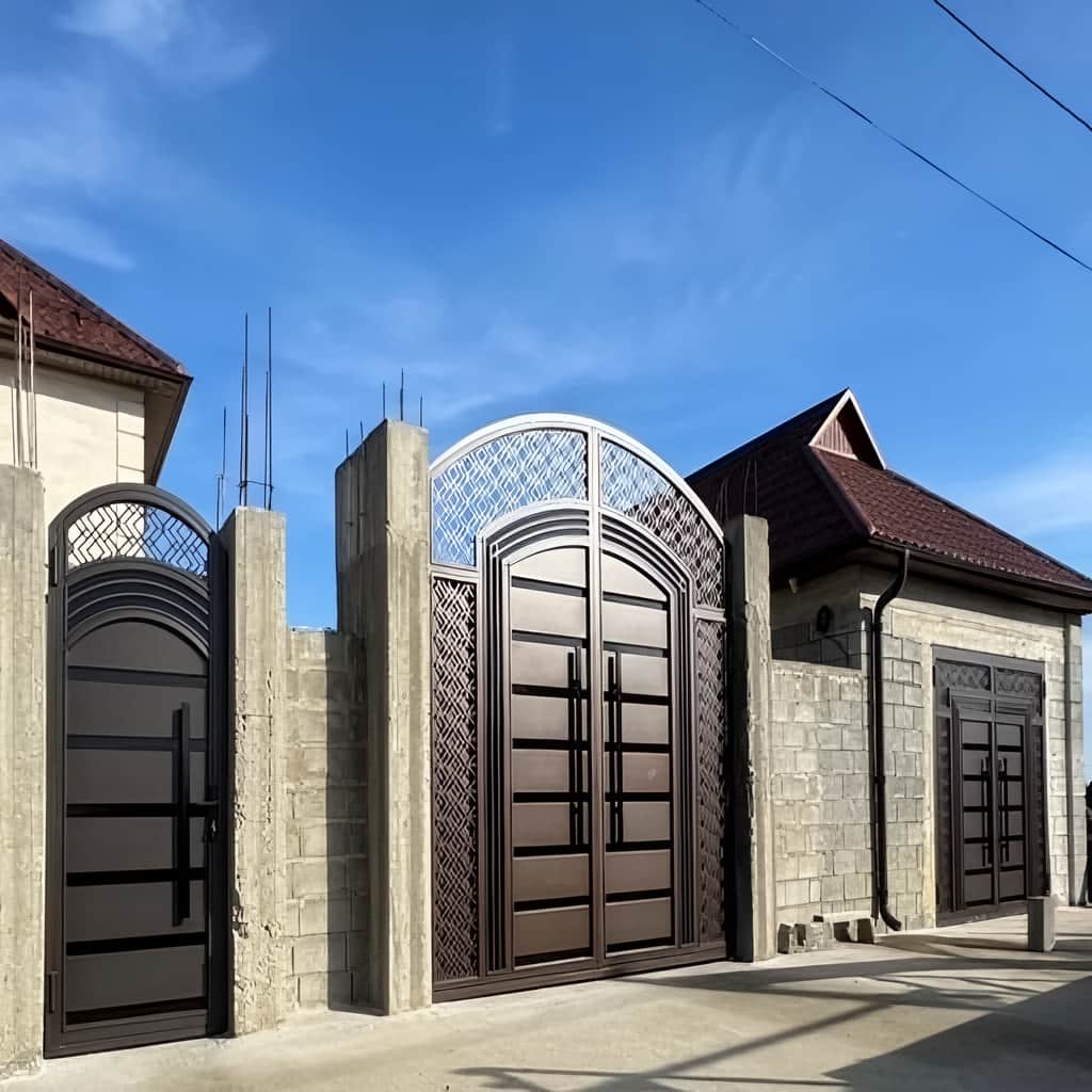 درب پارکینگ برش لیزری طرح هندسی با خدمات تعمیر و رگلاژ