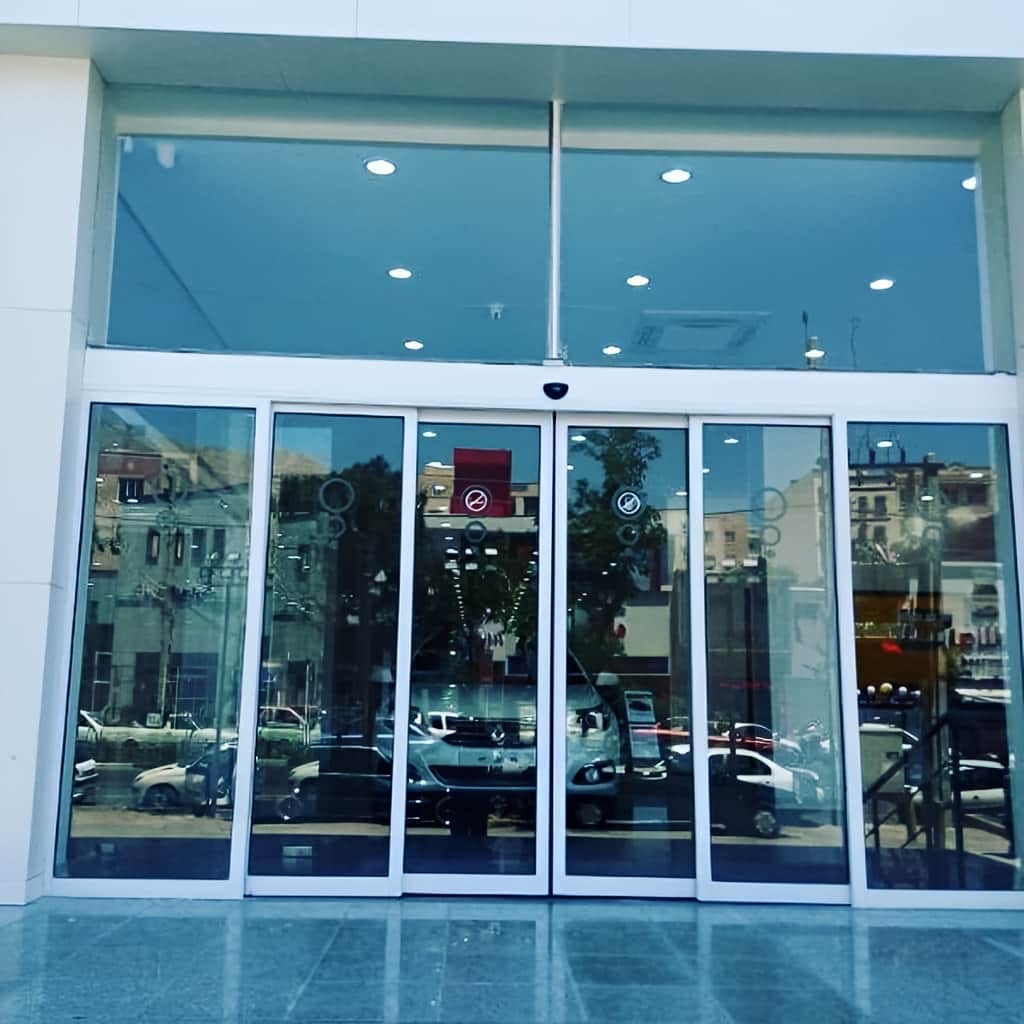 خدمات درب اتوماتیک شیشه ای بیمارستانی با باتری اضطراری