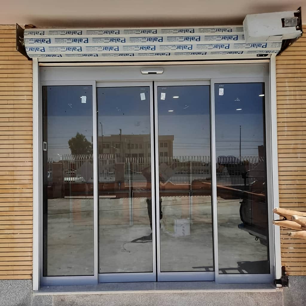 نصب درب شیشه ای لمینت اتوماتیک لابی با سنسور حرکت