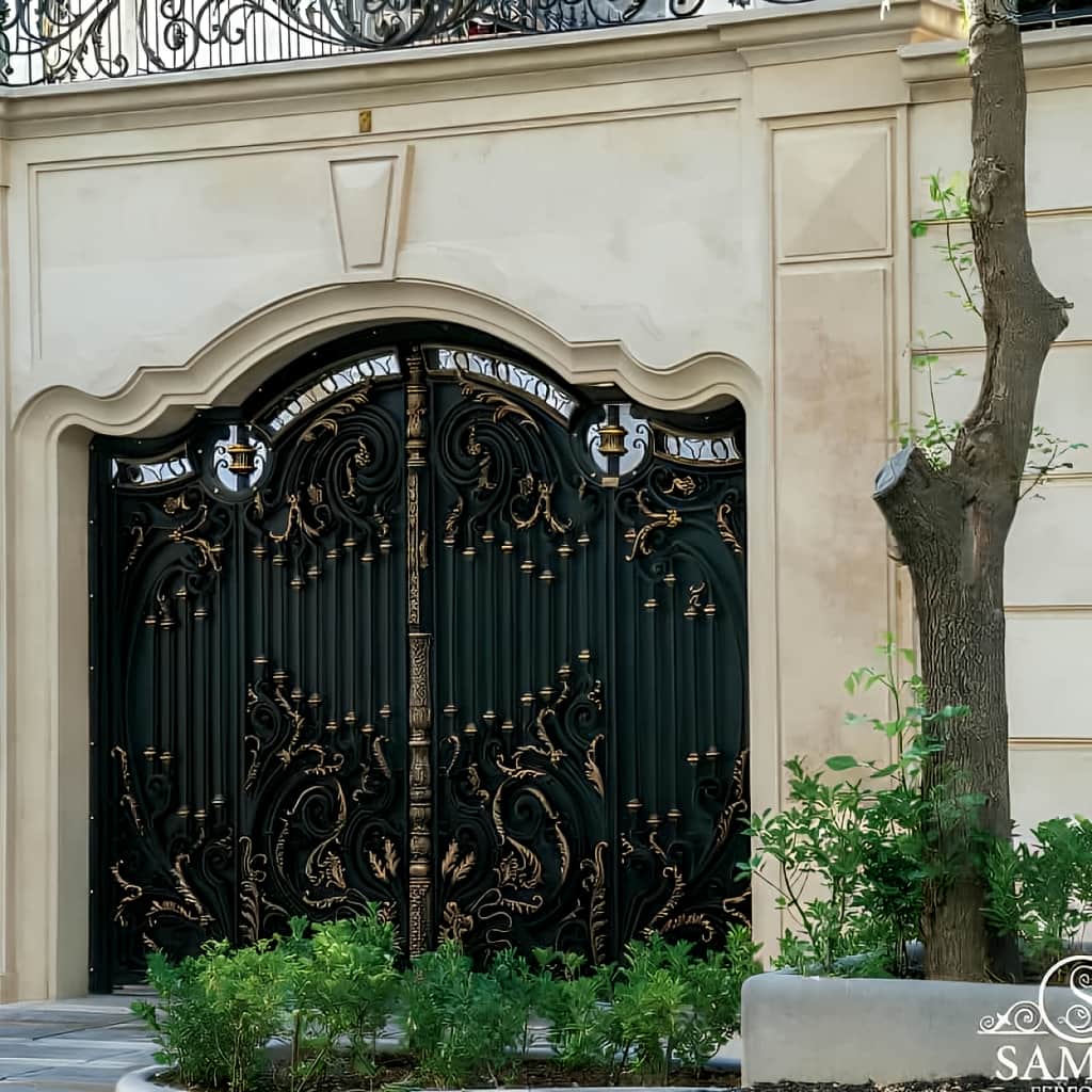 درب آهنی پارکینگ ساختمان
