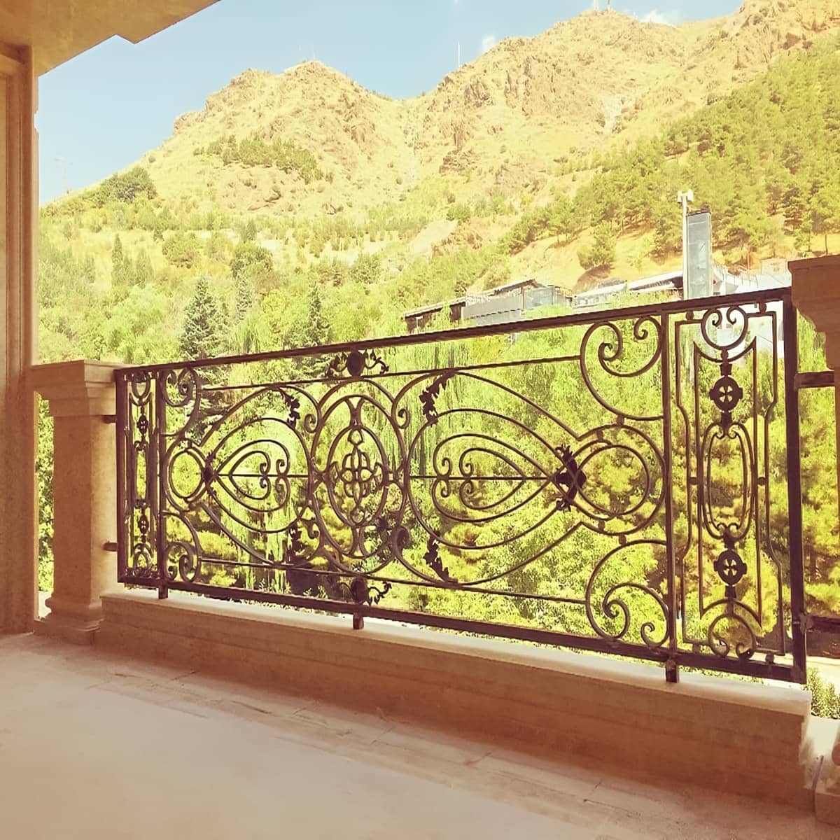 مزایای پله گرد آهنی فرفورژه