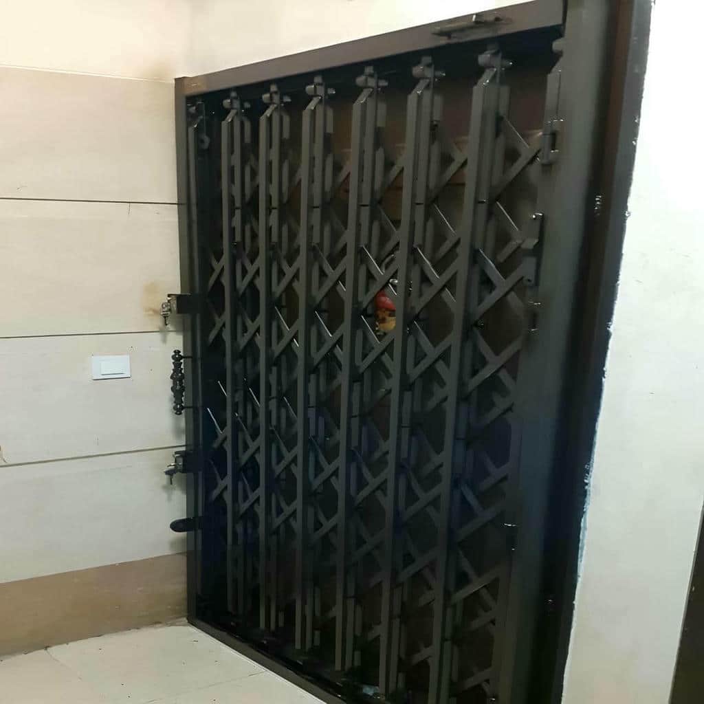 درب آکاردئونی ضد سرقت با رنگ سفارشی