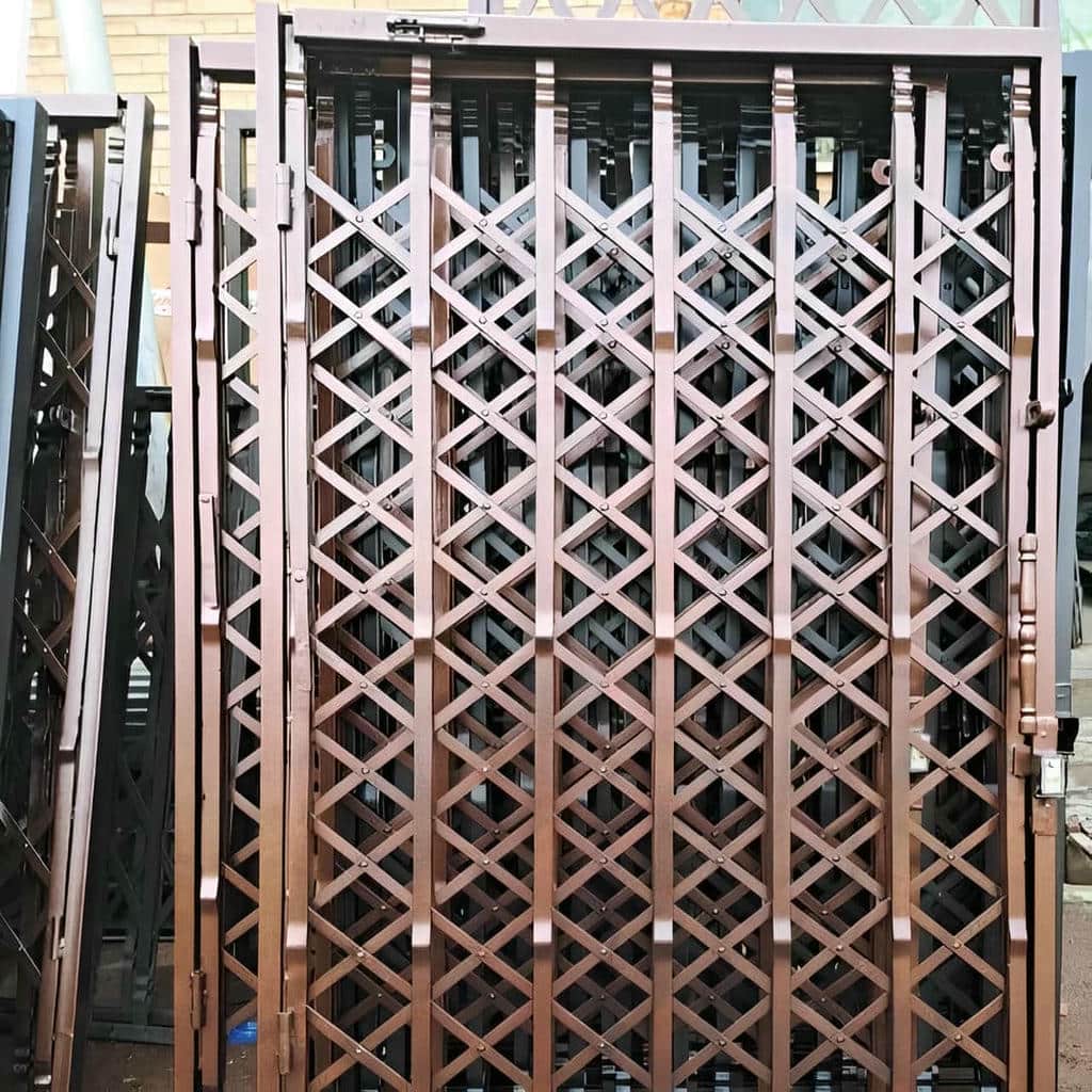 درب آکاردئونی ضد سرقت فلزی مقاوم