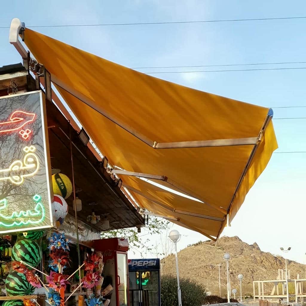 سایبان حیاط بازو حرکتی
