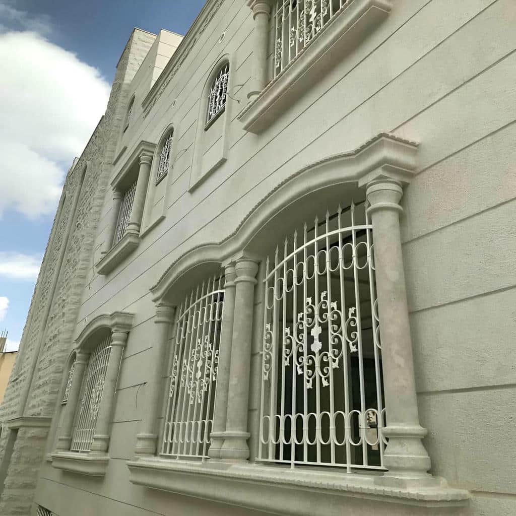 حفاظ پنجره گلنرده ساده آهنی