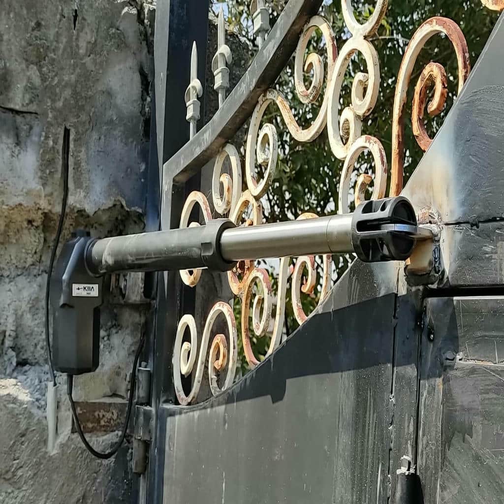 جک درب حیاط با قطعات حرکتی با کیفیت
