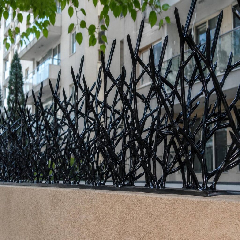 حفاظ دیوار شاخ گوزنی طراحی شده