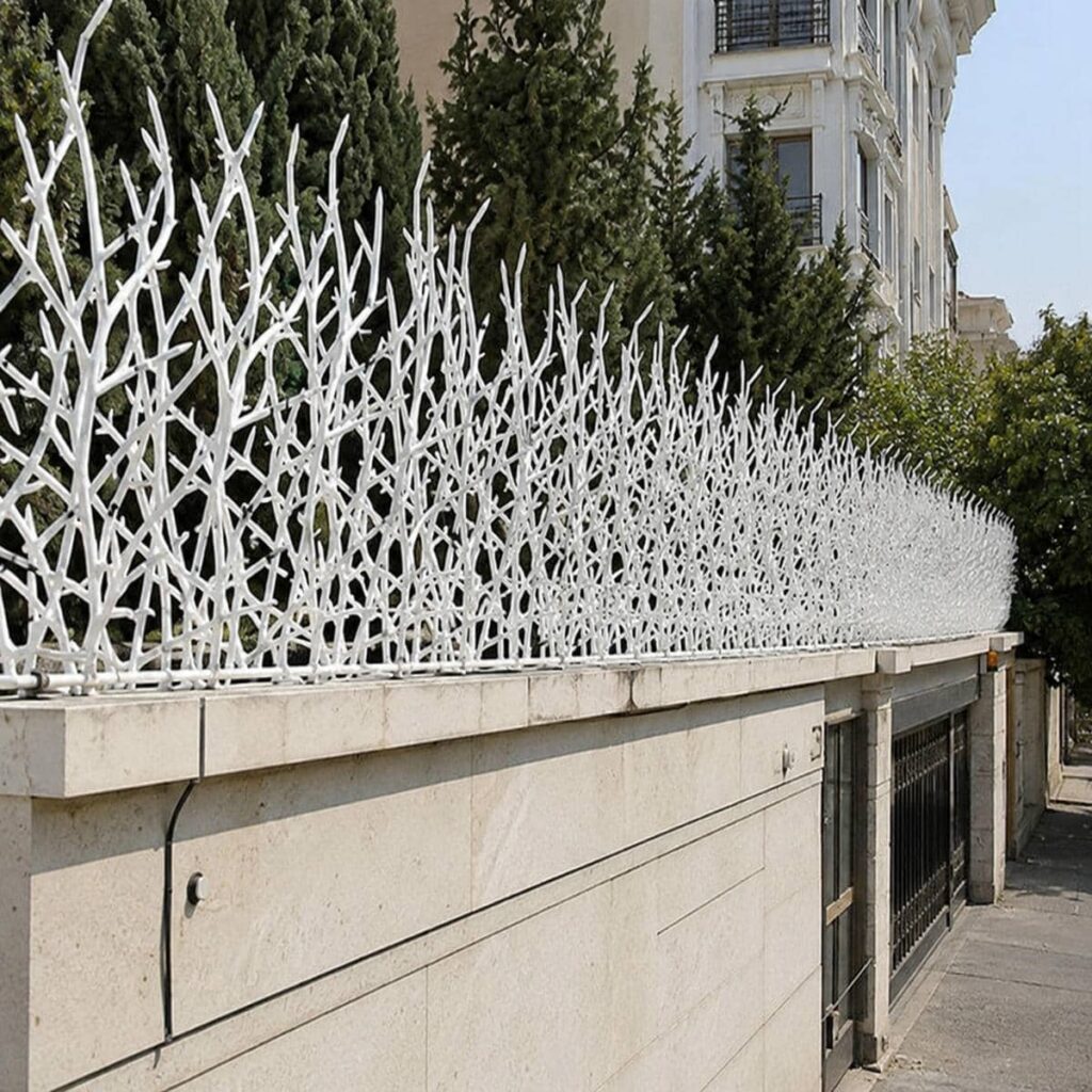 حفاظ دیوار حیاط مدل شاخ گوزنی